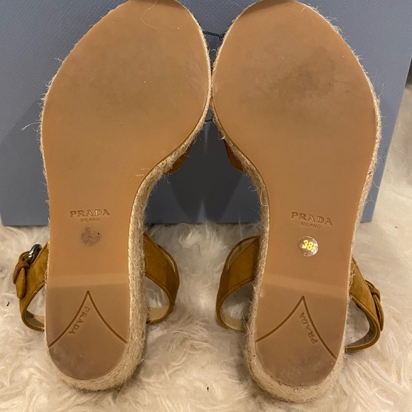 Prada Beige Camel Wedge Sandal size 38.5 fits 8 or 7.5 - Picture 4 of 6